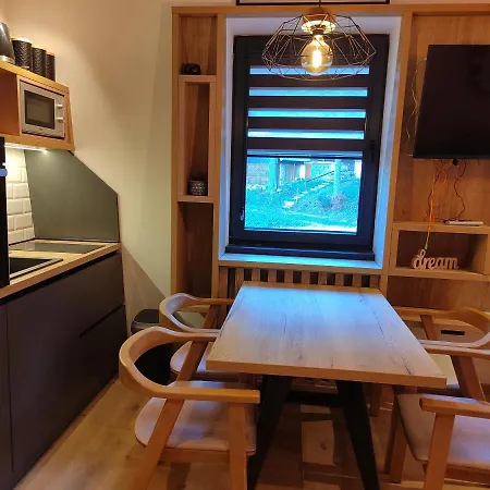 Dvosjed Apartman *