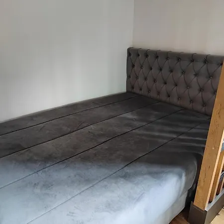 Dvosjed Apartman *